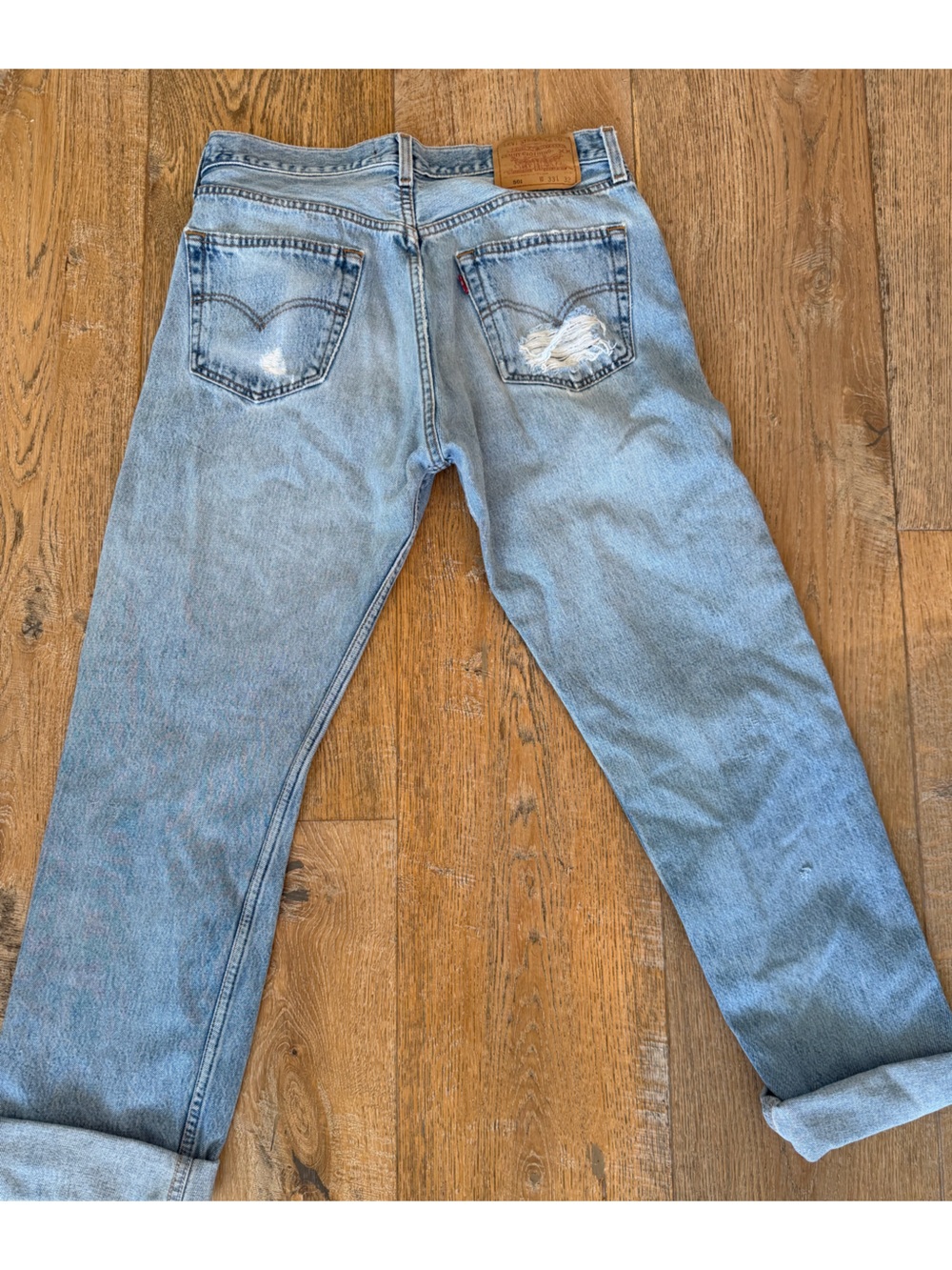 Levi's VINTAGE Light Blue Distressed boyfriend Jeans W33 L32